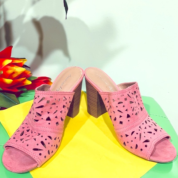 American Eagle Outfitters Shoes - American Eagle Open Toe Dusty Rose Pink